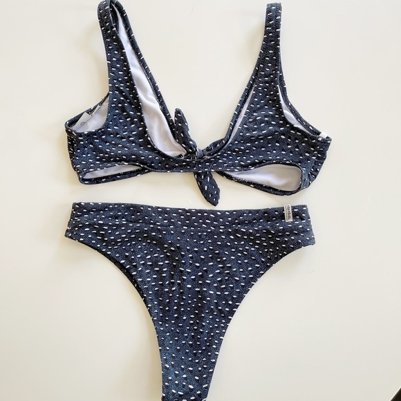 Rythm Pebble Front Tie Bikini Top and Bottom - S/M - Picture 8 of 10